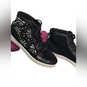 Michael Kors Nadine High Top
Sneaker Suede leather boots gem floral stud
